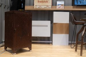 Leistungen 25 Container mit Elektrik