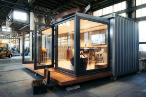 Leistungen 32 Container mit individuellen Einbauten